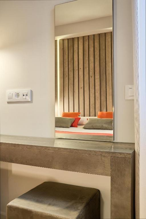 1935 Hotel Boutique & Apartments - Adults Only Roses Ruang foto